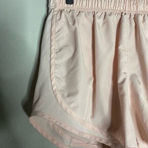 Nike Girl’s Dri-Fit Lined Running Shorts in Light Pink - Picture 3 of 9